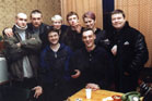 Начальник убойного отдела Владимир Малинин (сидит слева) ...